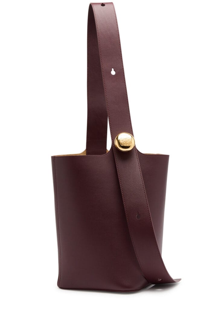 Loewe-Pebble-Medium-Leather-Bucket-Bag